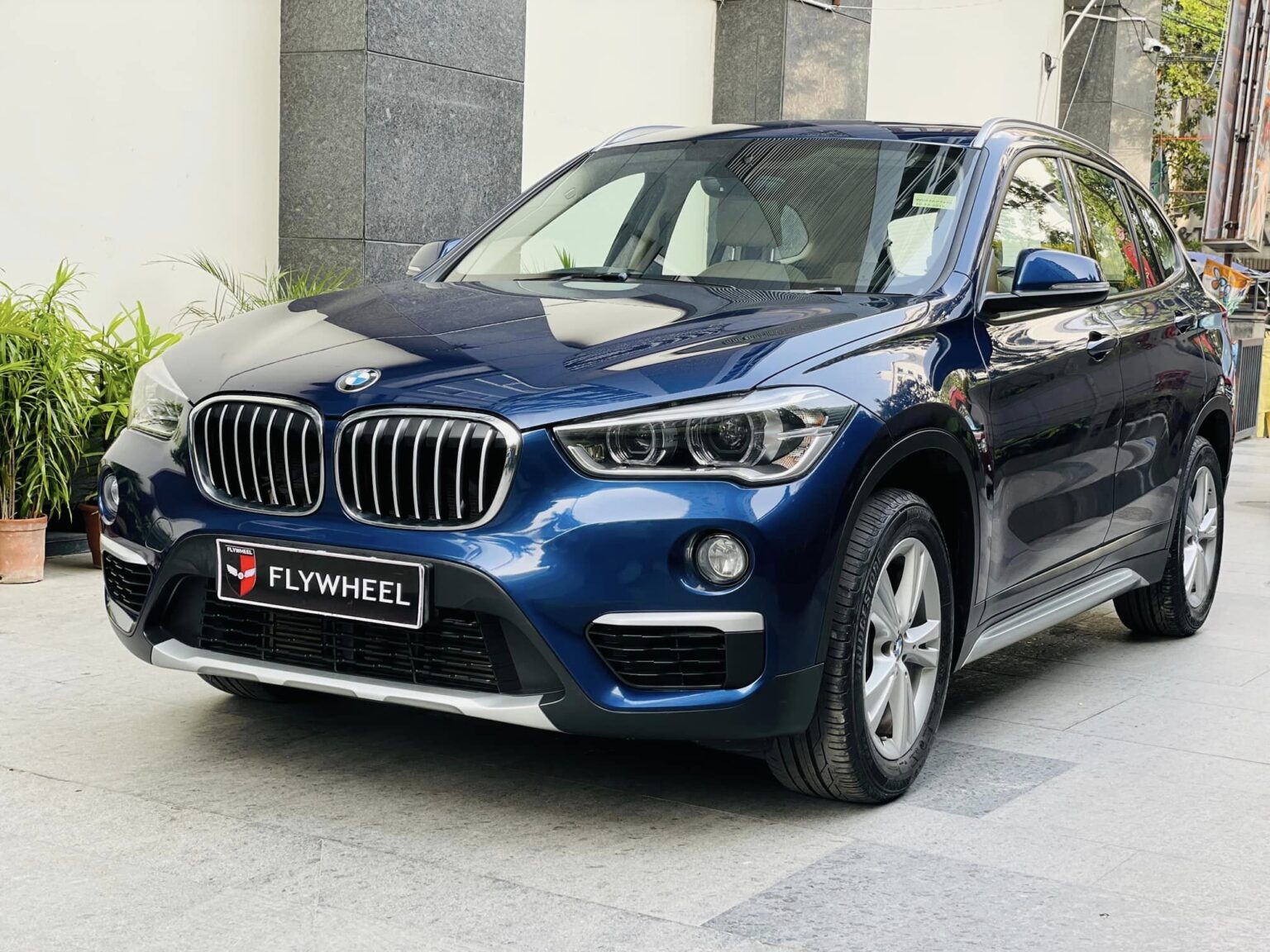 Driving With Confidence 7 Safety Features Of Modern Cars FLYWHEEL