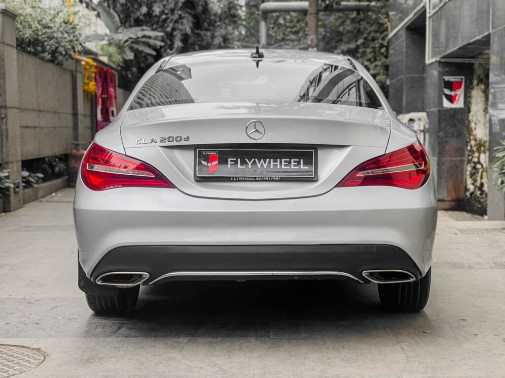 MERCEDES BENZ CLA 200 D