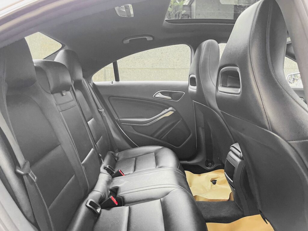MERCEDES BENZ CLA 200 D
