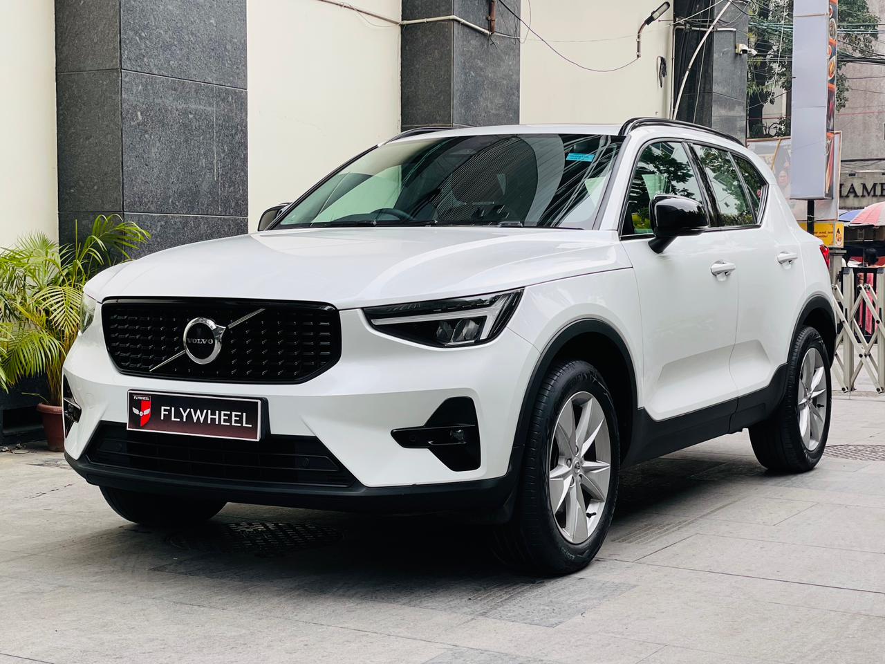 VOLVO XC40 B4: Your Ultimate Guide to Luxury and Performance