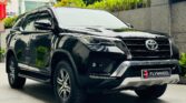 TOYOTA FORTUNER (MT)