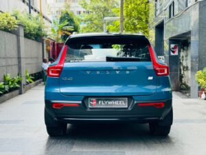 Volvo XC40 Recharge P8