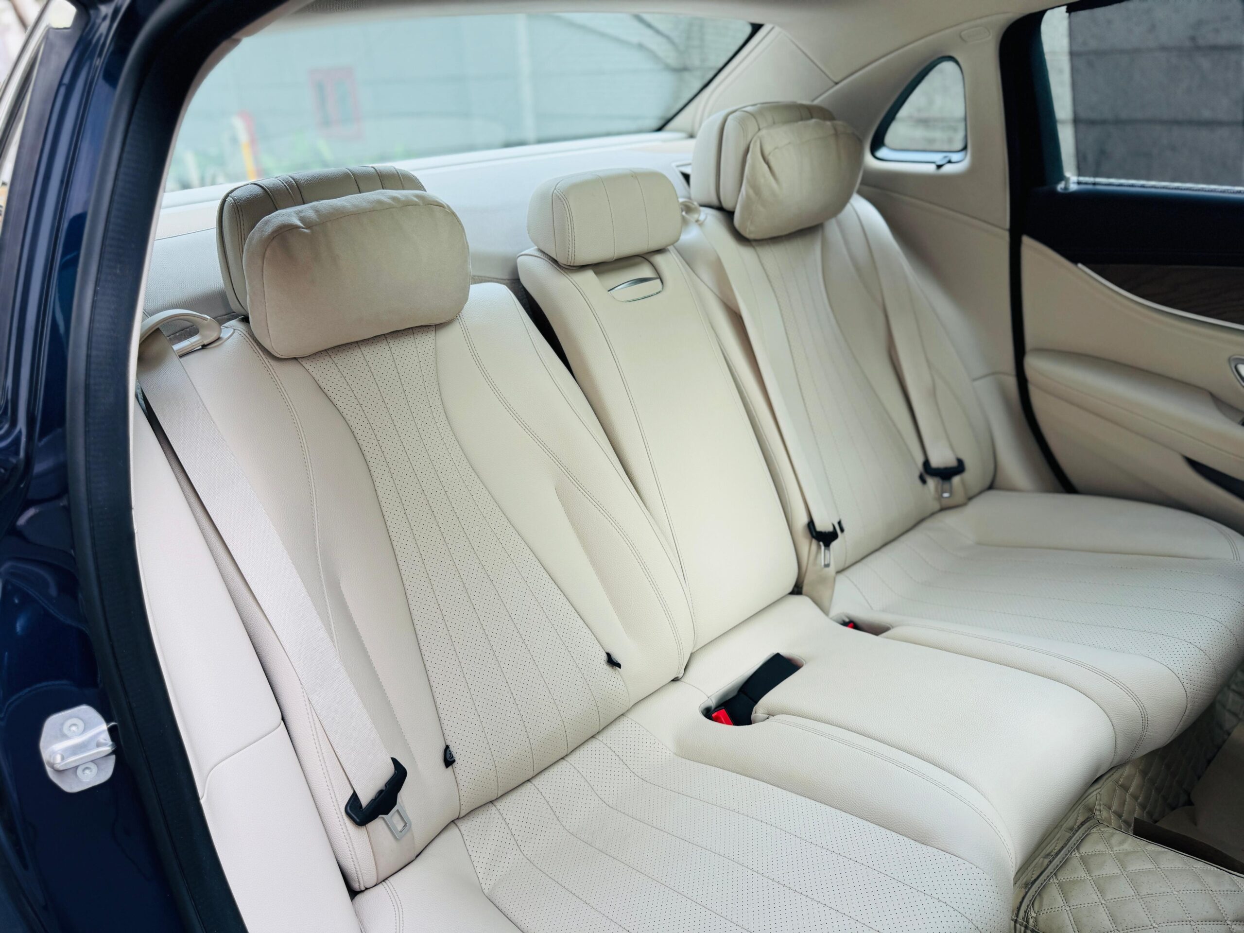 Mercedes Benz E220D