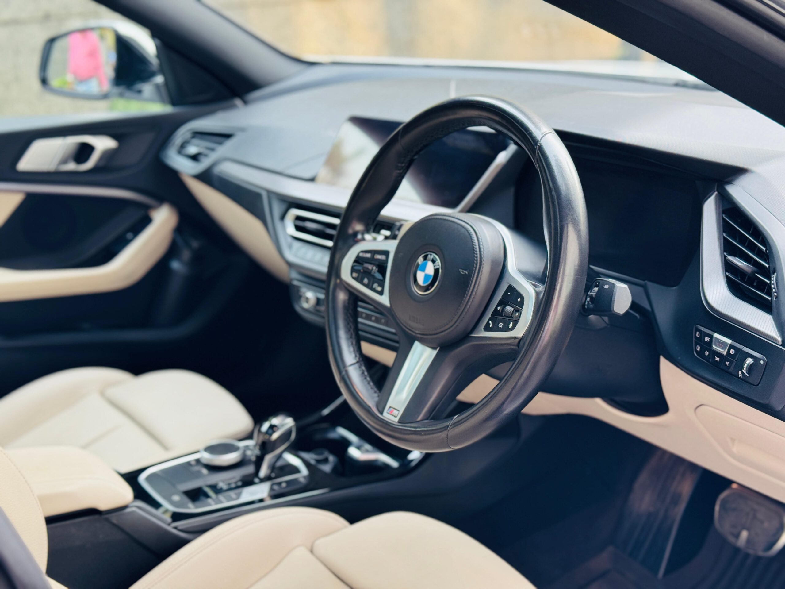 2022 BMW 220i