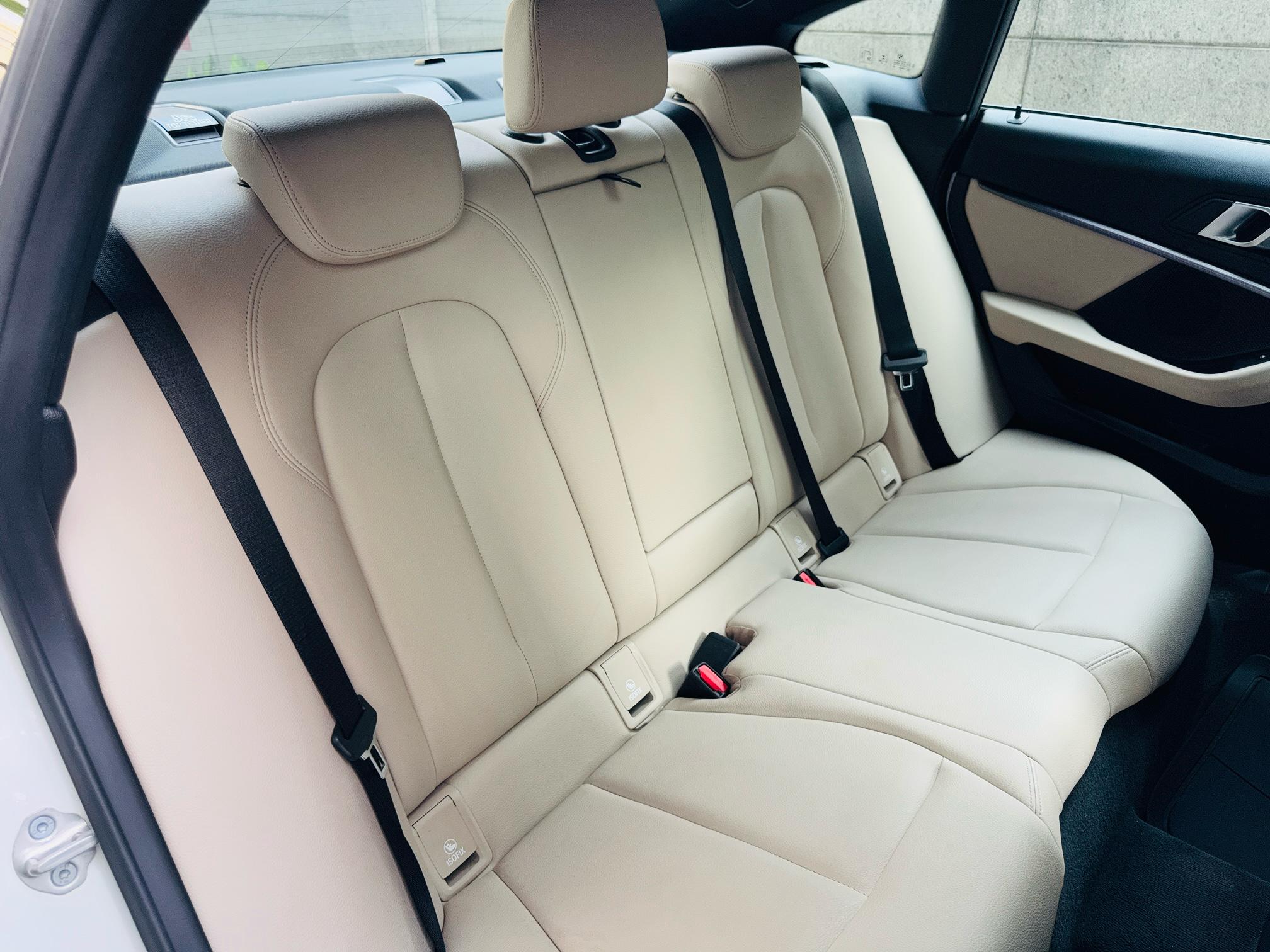 2022 BMW 220i