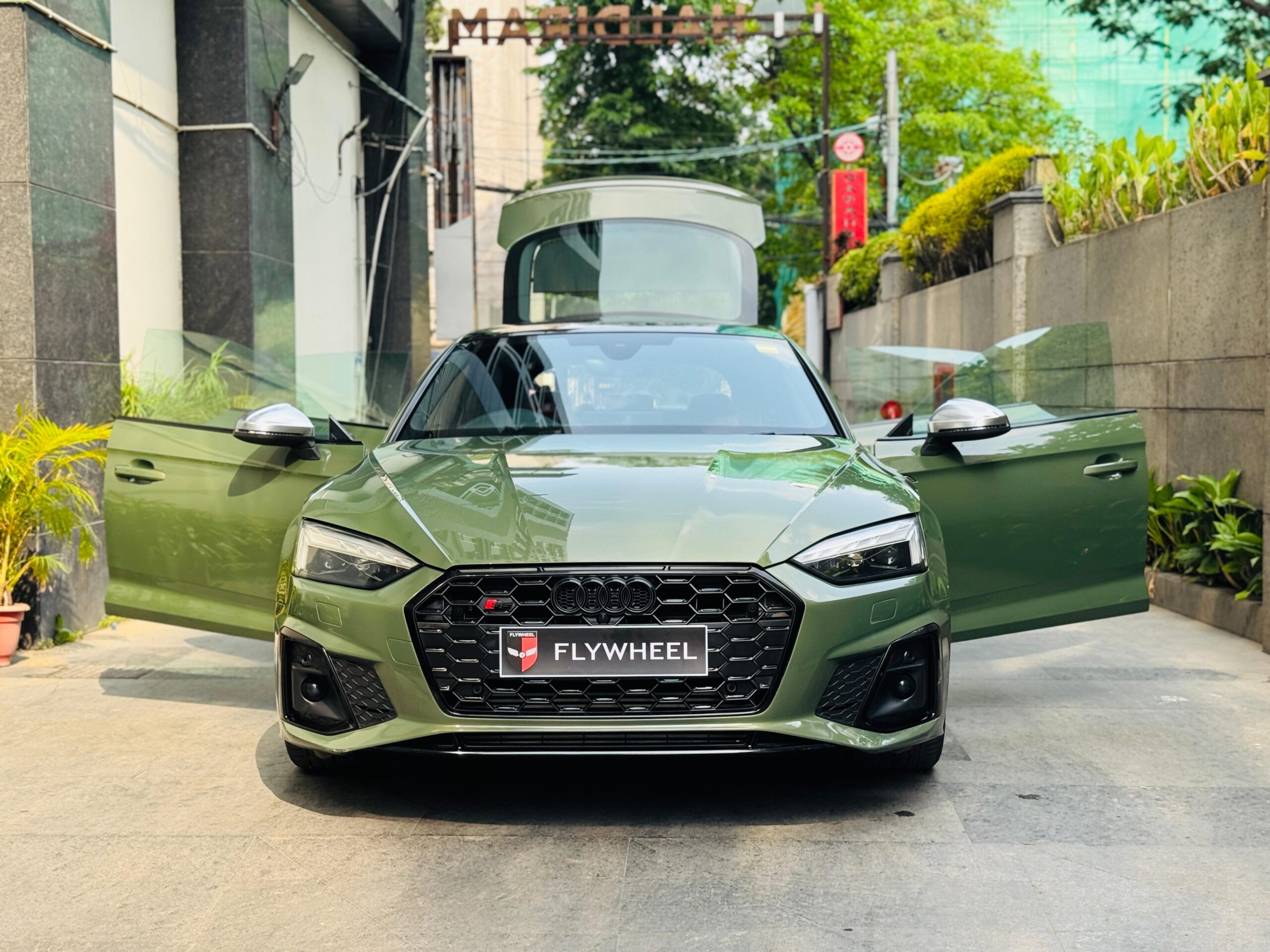 Audi S5 SB Platinum