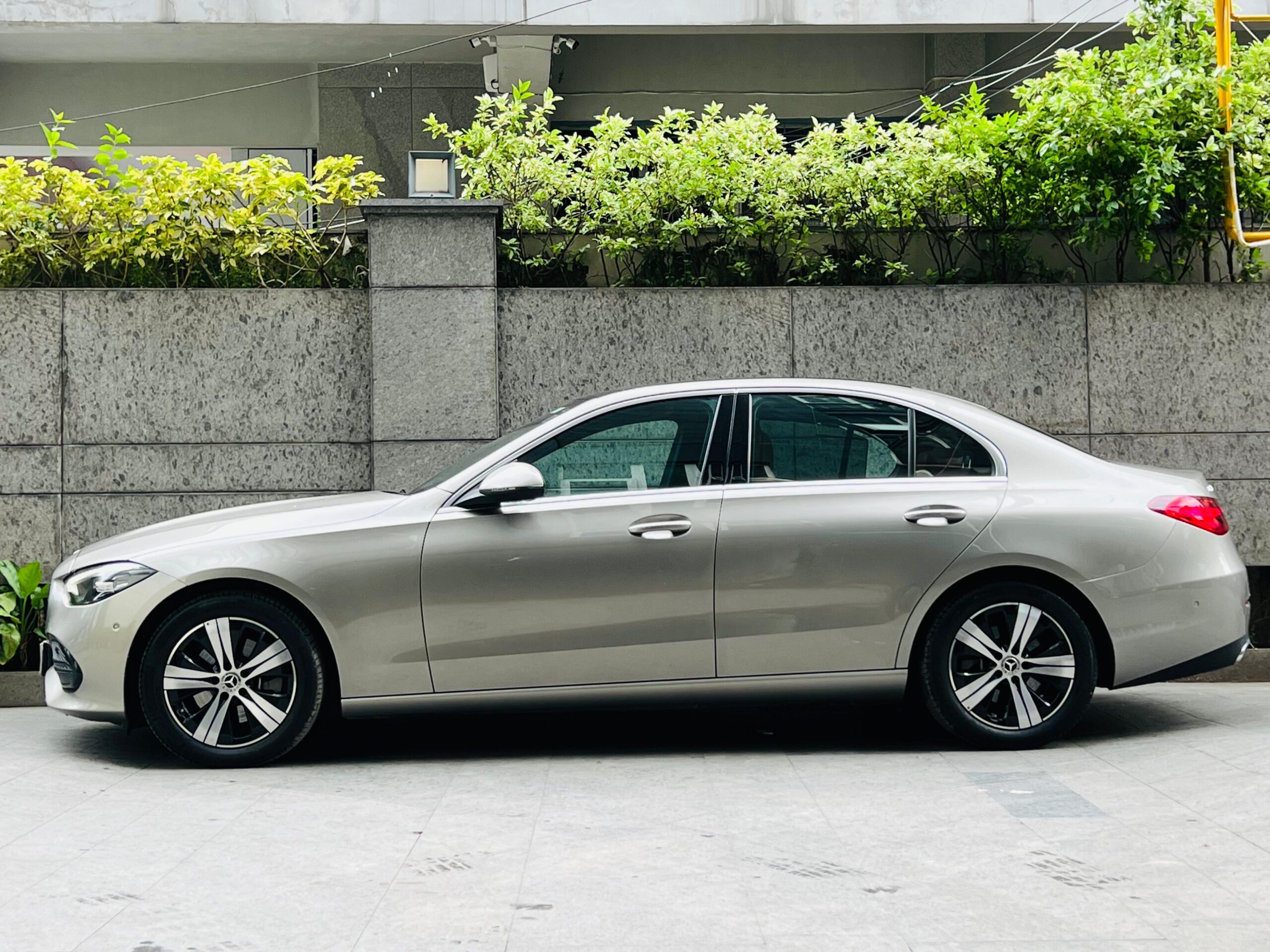 Used 2022 Mercedes Benz C200 – Premium Sedan at Great Price