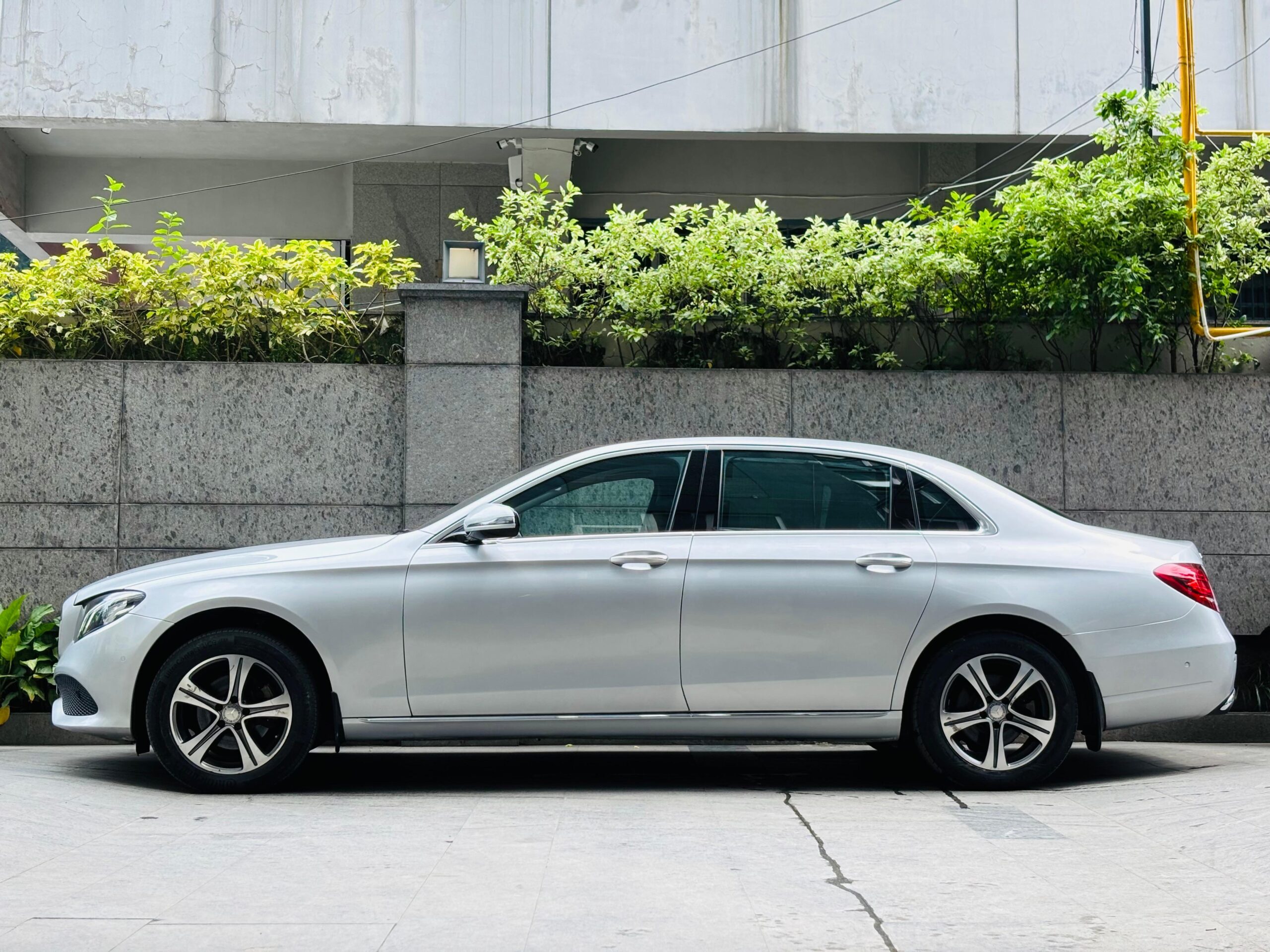 2017 Mercedes Benz E200