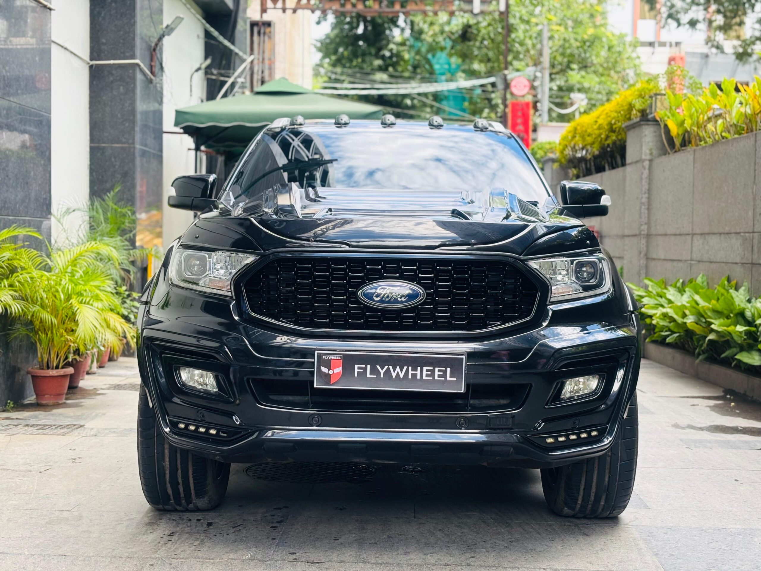 Buy Used 2020 Ford Endeavour 2.0L Titanium+ 4x4 AT in Excellent Condition