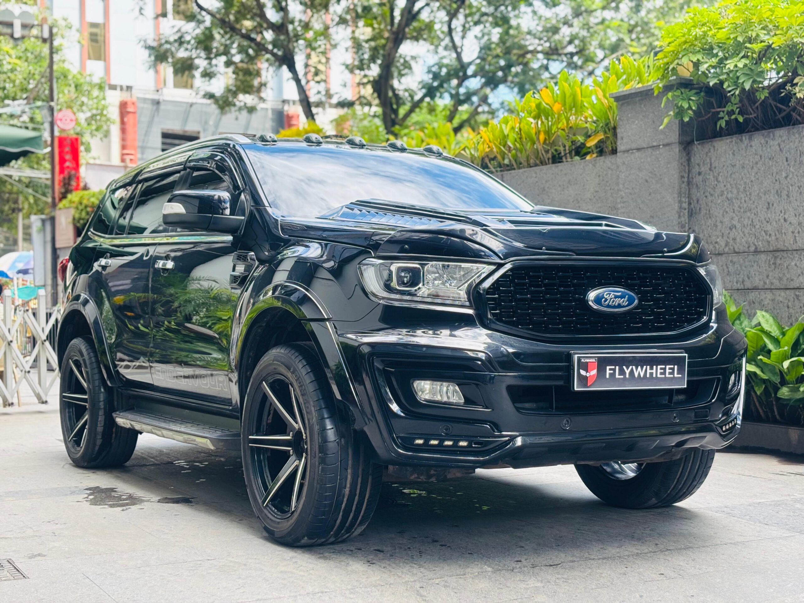 Used 2020 Ford Endeavour