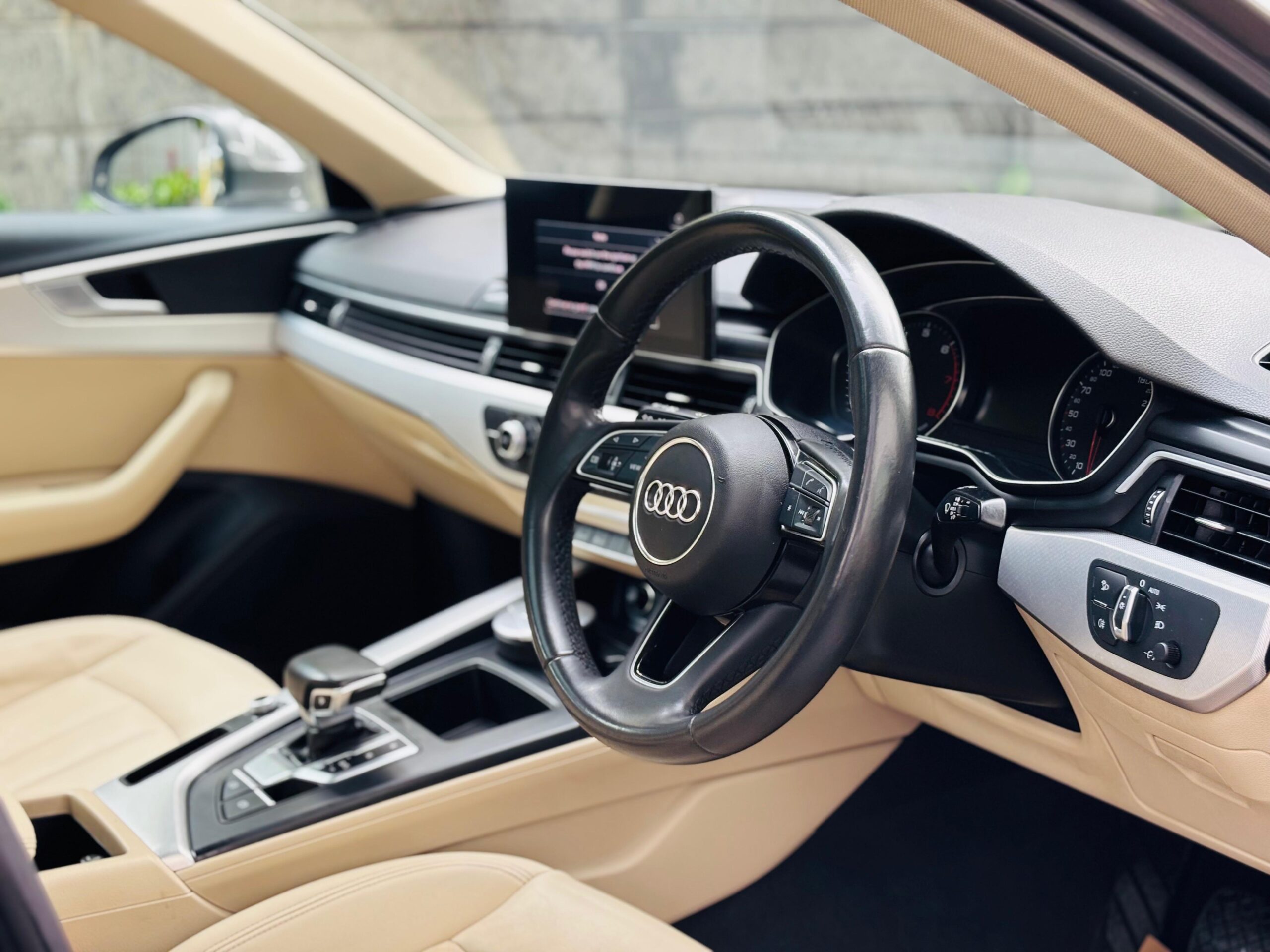 Audi A4 40 TFSI Premium