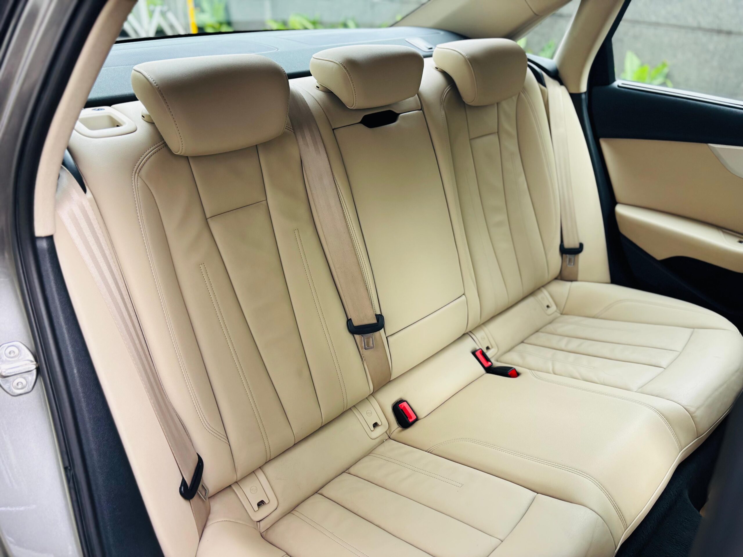 Audi A4 40 TFSI Premium