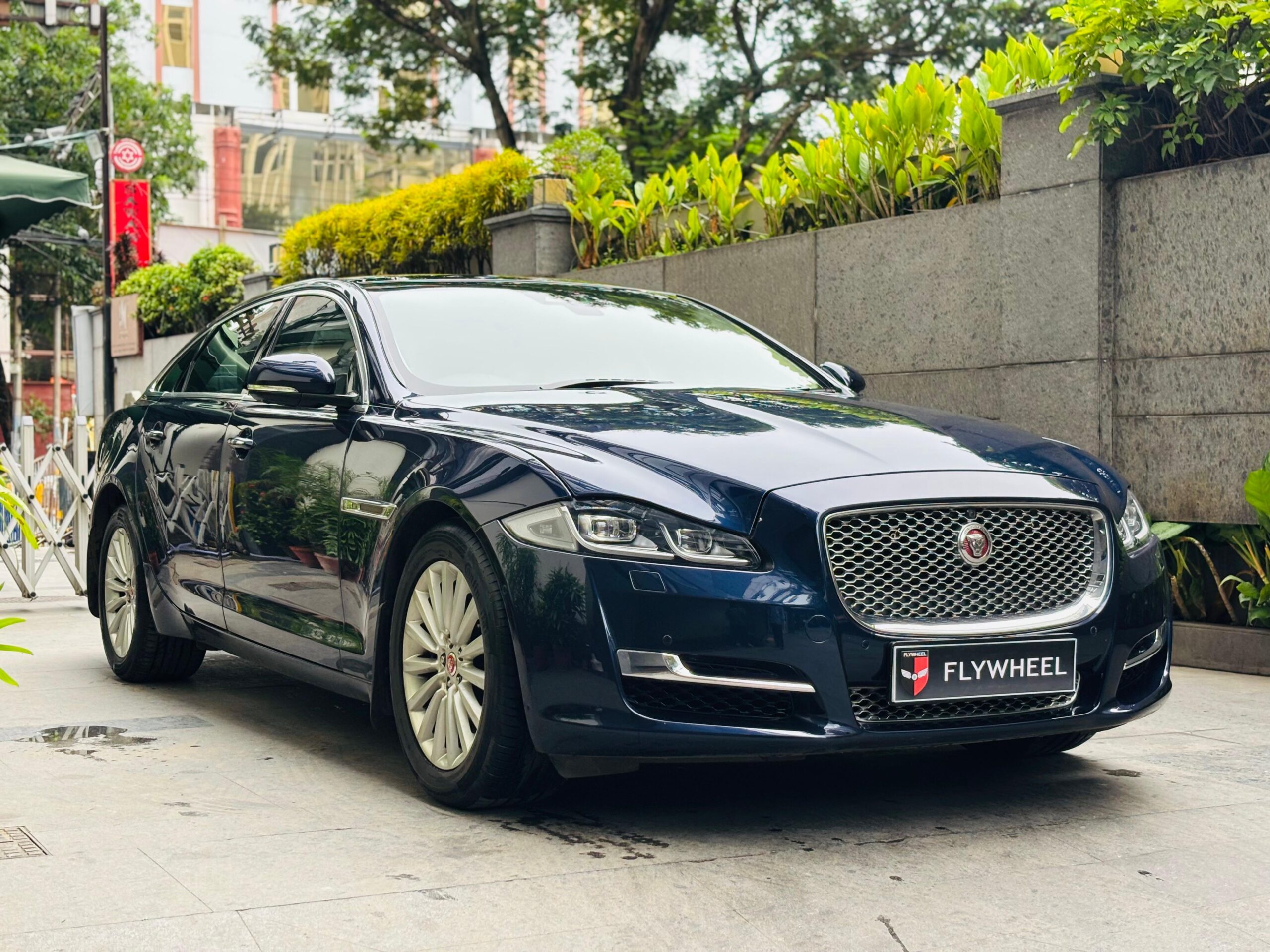 2019 Jaguar XJ