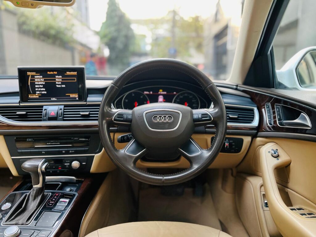 AUDI A6 35 TDI LIMOUSINE PREMIUM PLUS